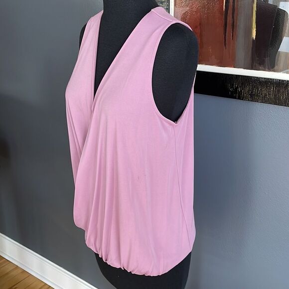 Ann Taylor deep mauve stretch wrap blouson V neck sleeveless top. Small. - Picture 2 of 3